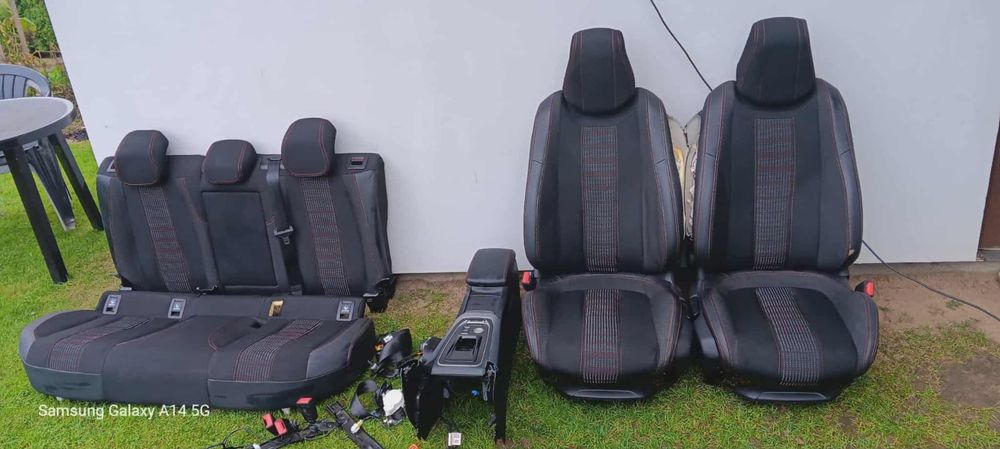 Komplet foteli Peugeot 308 T9/T9 lift/GT Line/HB
