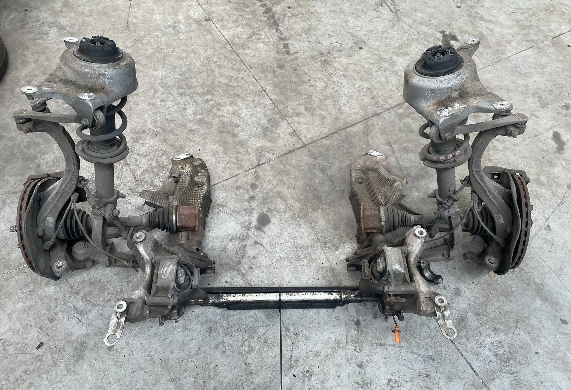 Mecânica da frente completa Audi A4 B8 Avant 2.0 TDI