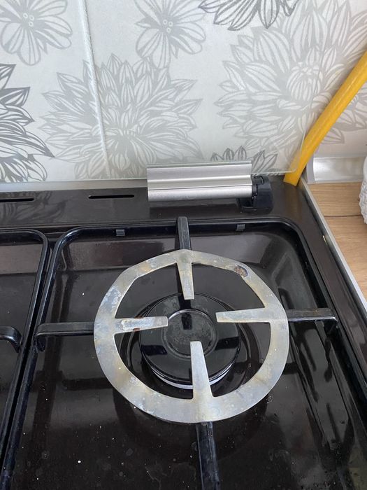 Приладдя для кухні прибори