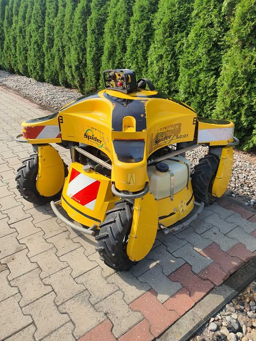 Profesjonalna Kosiarka  Pilot SPIDER ILD 01 robot wzniesienia rowy 4x4