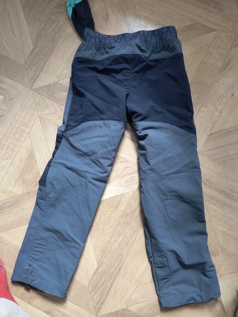 Spodnie turystyczne Decathlon Quechua super stan r. 116