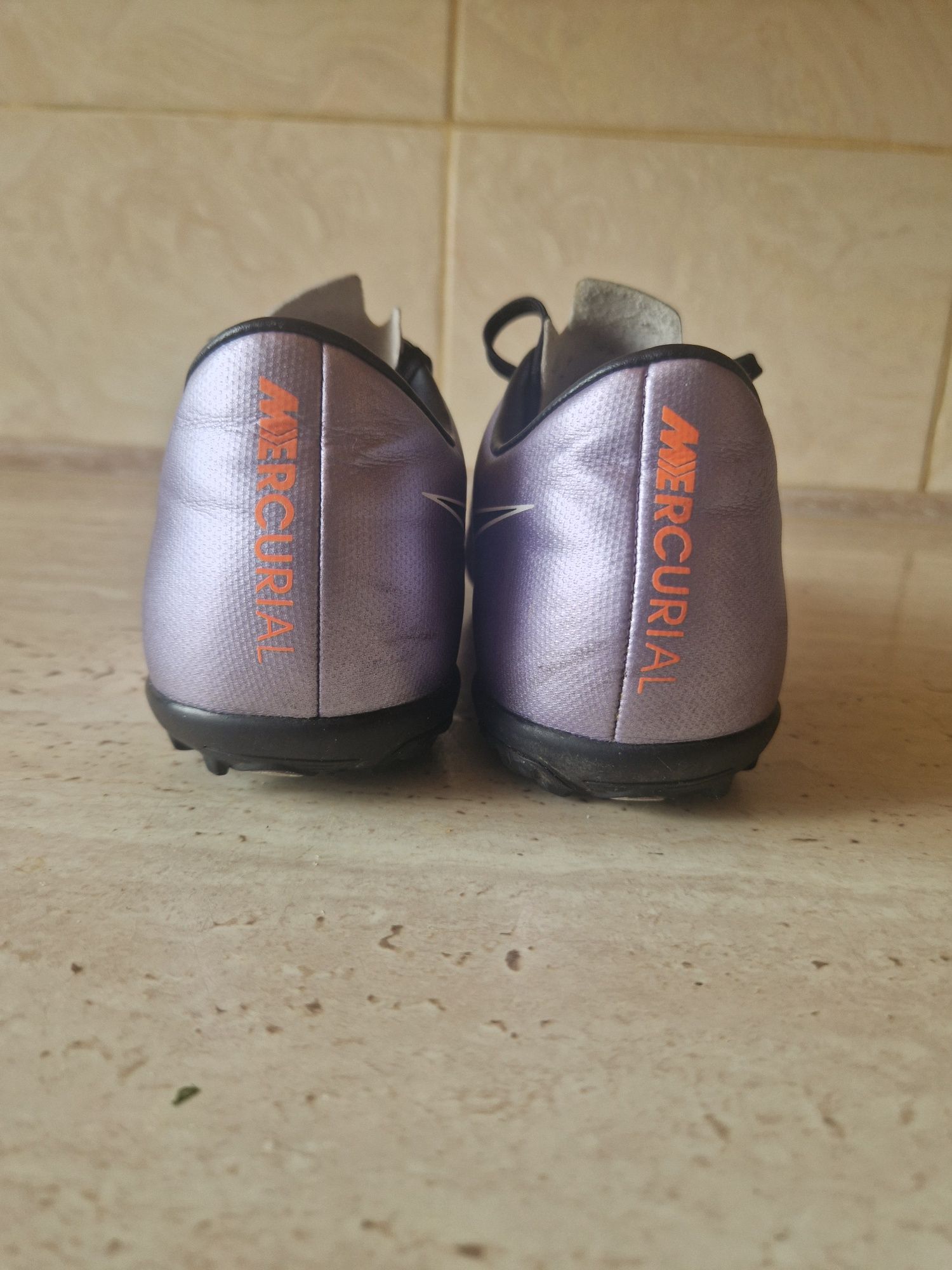 Turfy Nike Mercurial r 38