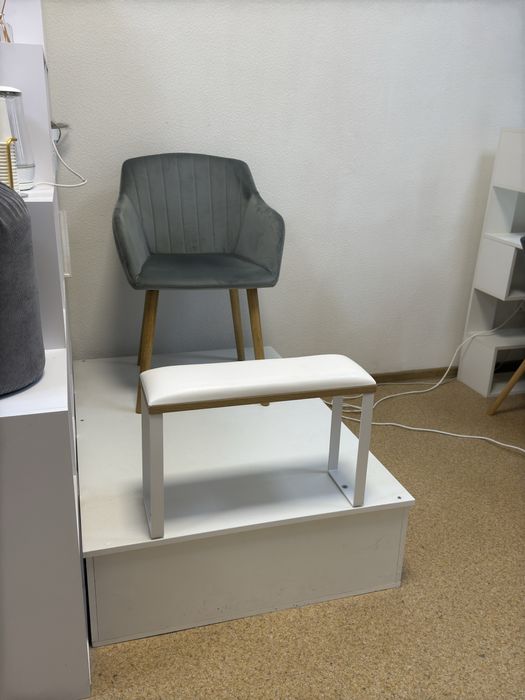 Подиум для педикюра