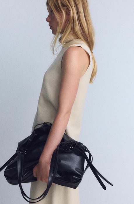Сумка zara з ремінцями шкірзам
