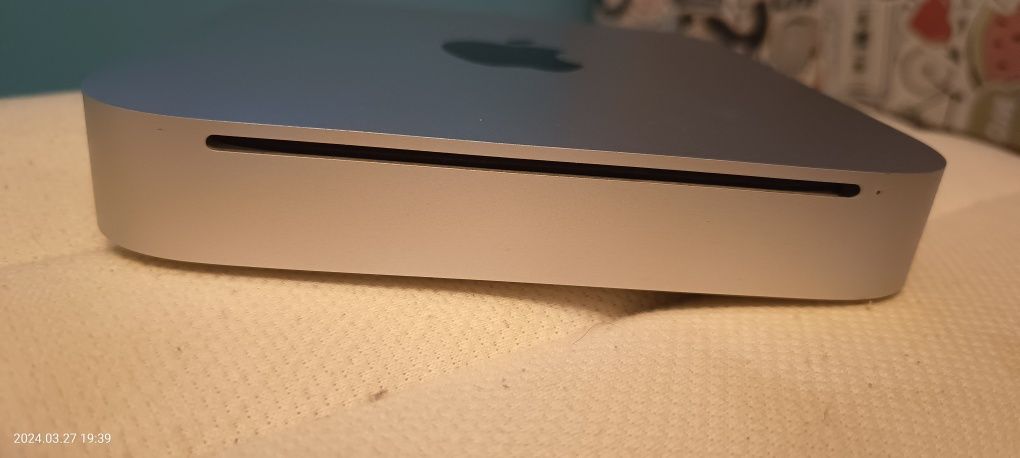 Mac mini 2010 SSD 10 GB ram