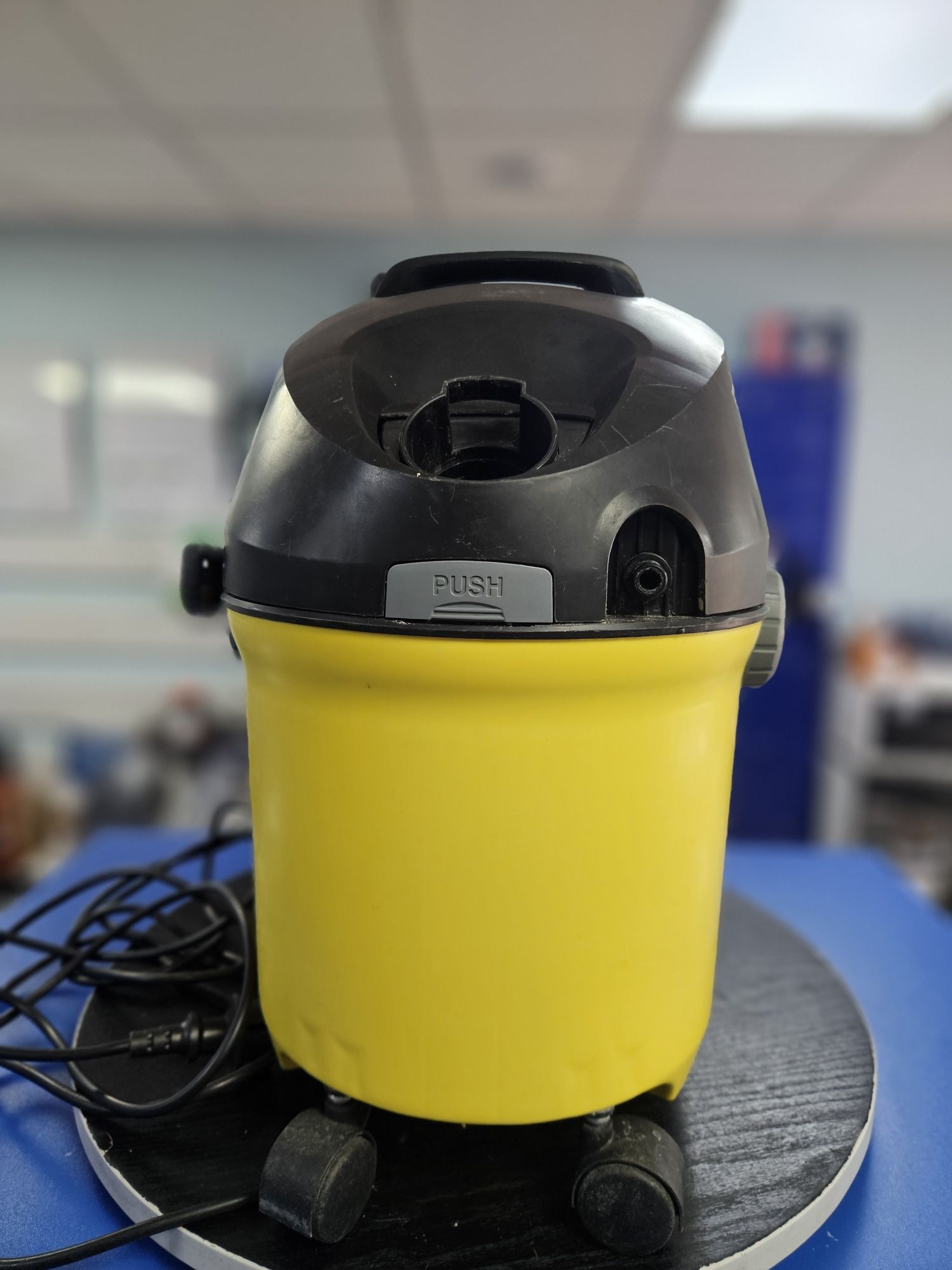 Пилосос миючий Karcher SE 5.100