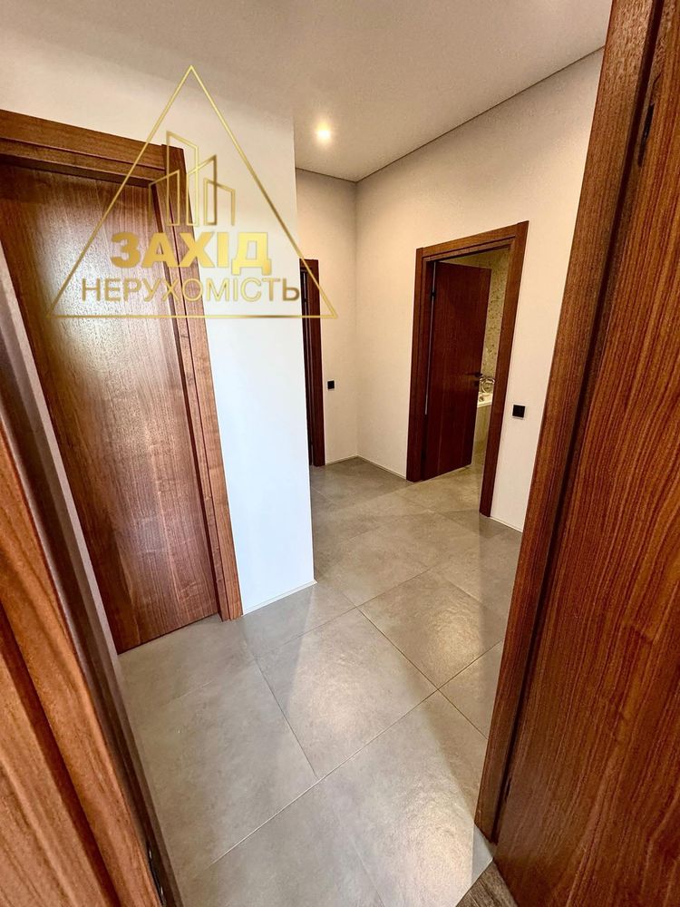 Продаж будинку в стилі хай тек 140 кв.м з дизайнерським ремонтом