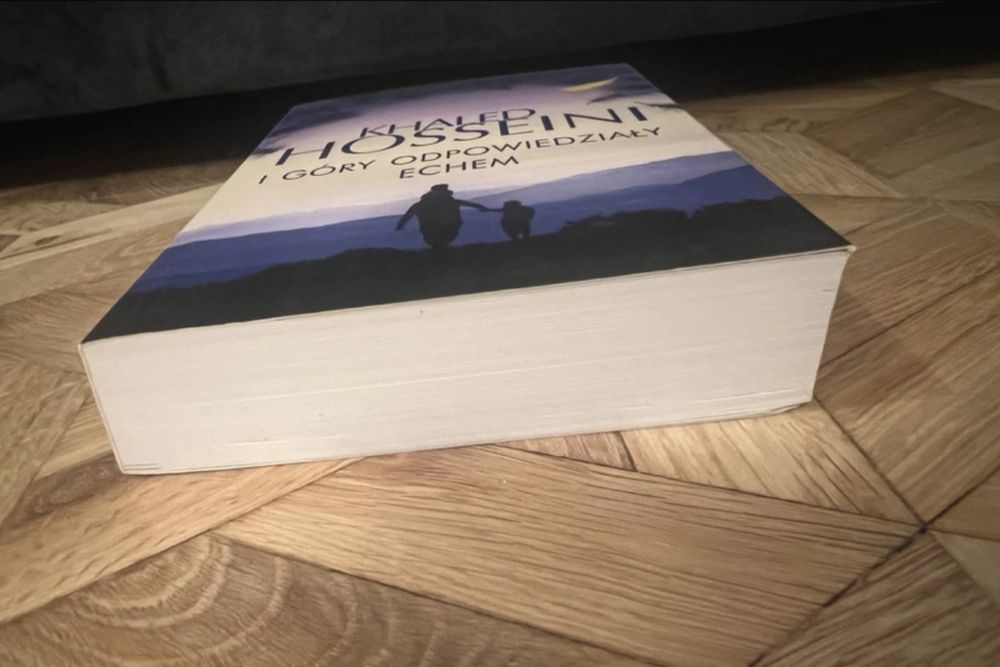 I góry odpowiedziały echem Khaled Hosseini