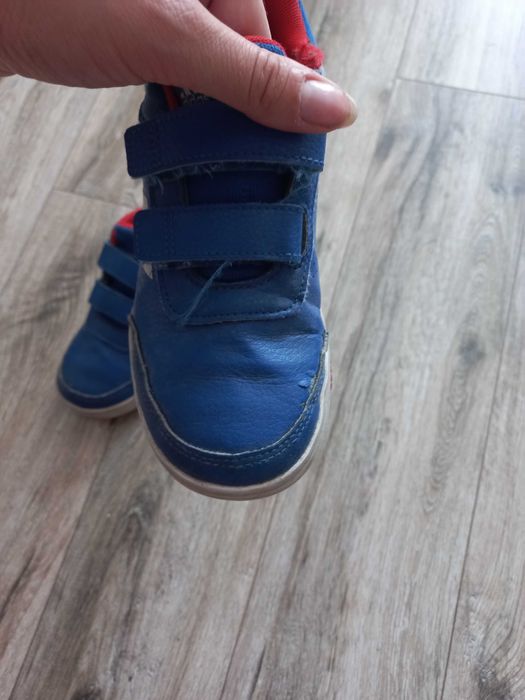 Buty Adidas r. 34