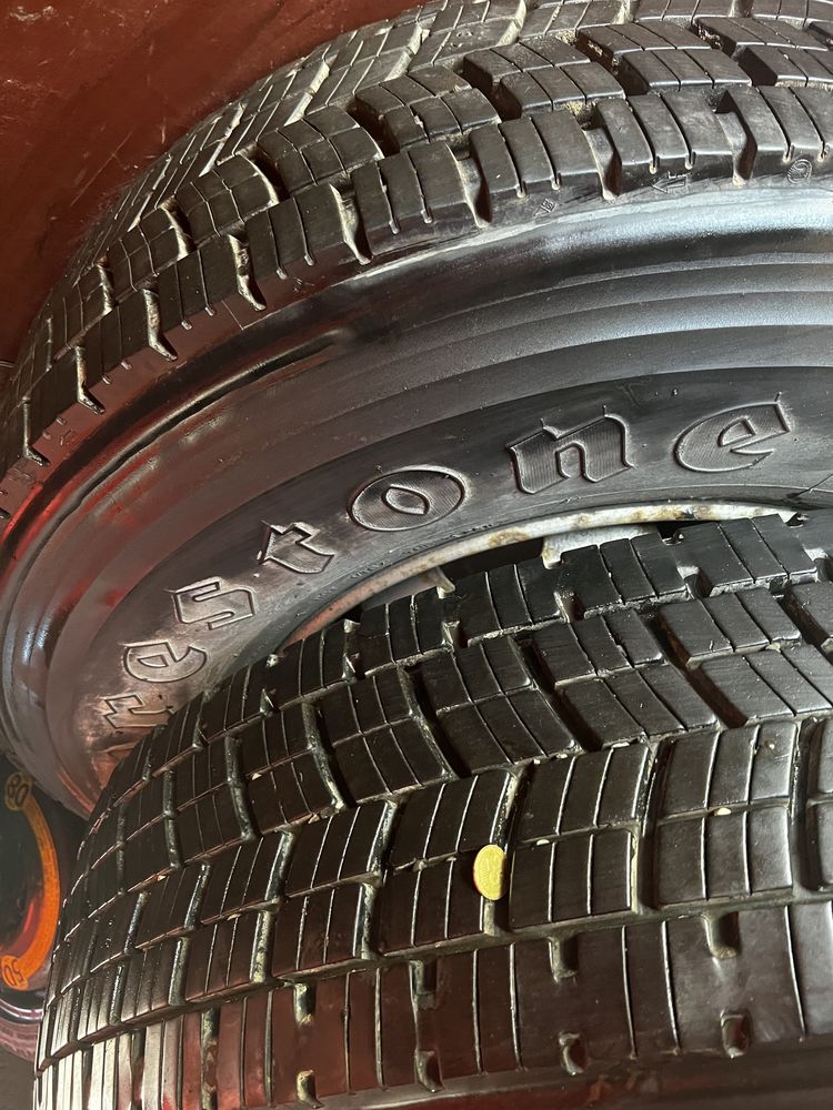 Шини з дисками 295/80 R22.5