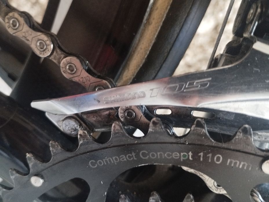 Bicicleta pinarello em carbono