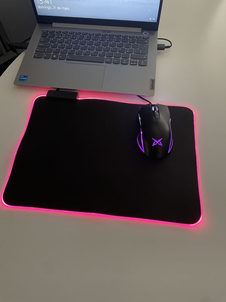 Tapete gaming como novo