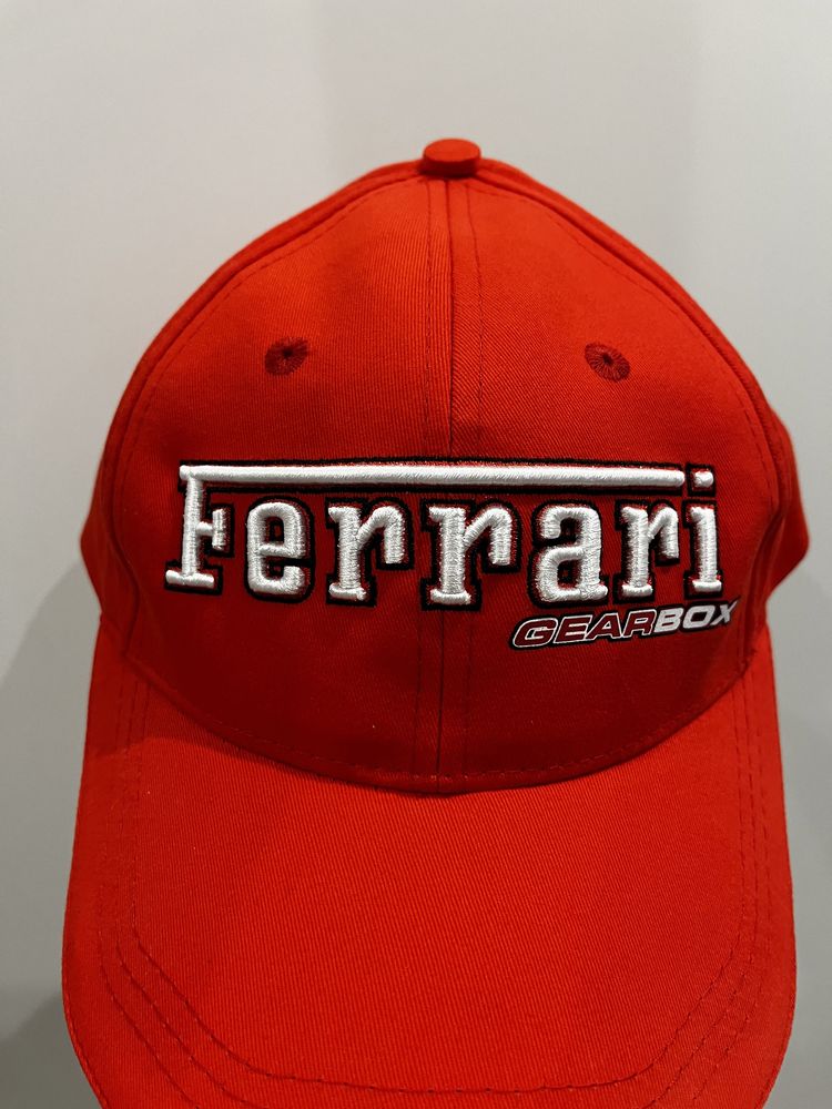 Czapka z daszkiem Ferrari nowa czerwona