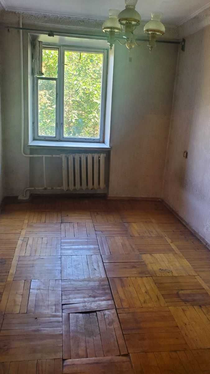 Продам Срочно 2х комнатную квартиру на Инглези / Королёва