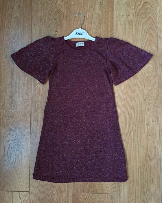 Нарядное блестящее платье для девочки