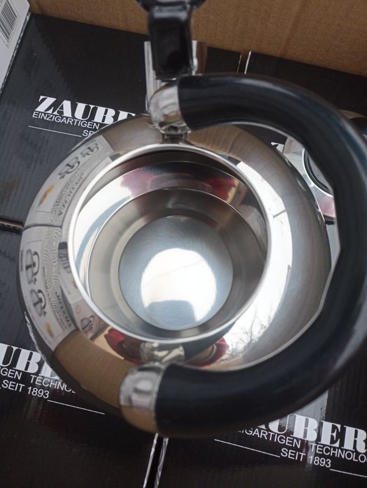 Якість 100 %. Чайники зі свистком для сіх видів плит Zauberg