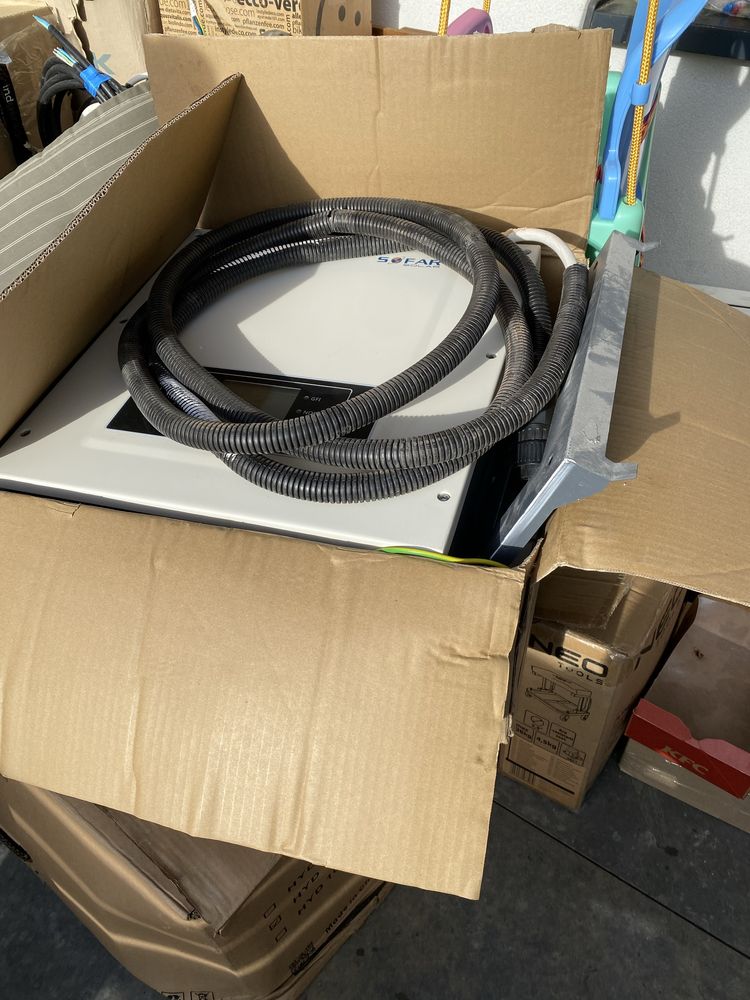 Falownik Sofar Solar 5,5 KTLX trójfazowy komplet