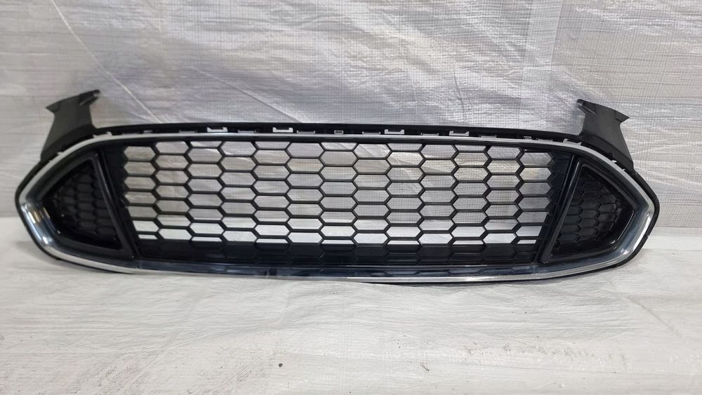 Ford Mondeo ST MK5 14-19r Atrapa grill zderzaka DS7J-8200-A