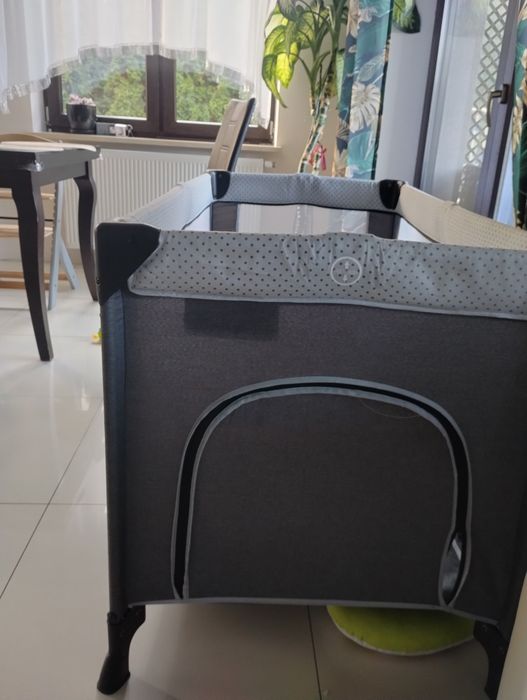 Łóżeczko turystyczne