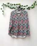 Blusa Colorida de Manga Comprida