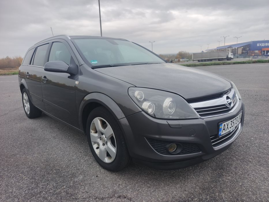 Продам гарний автомобіль