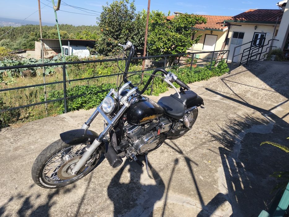Honda Shadow black widow VT750