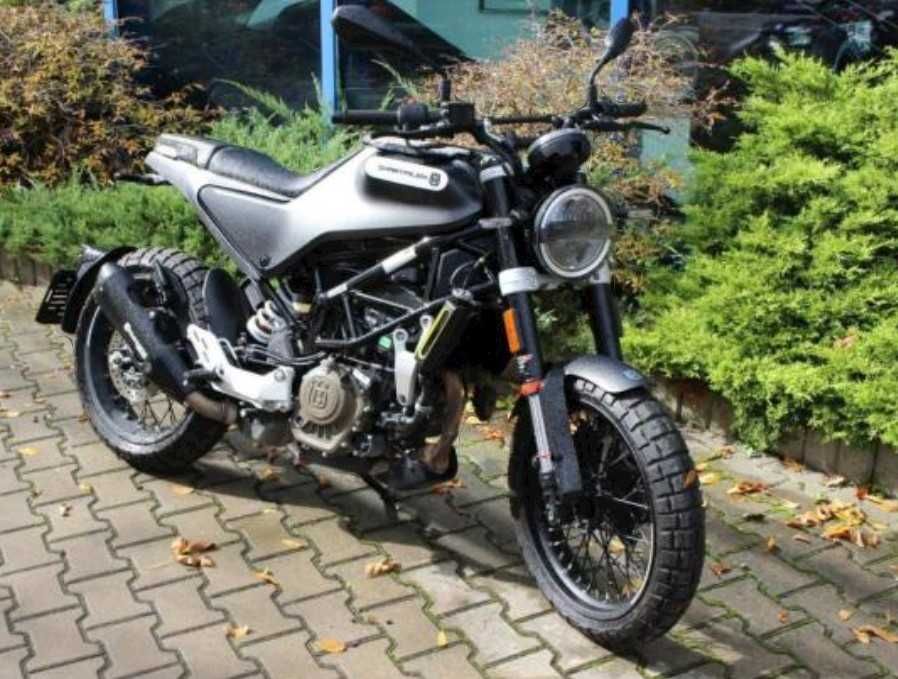 Husqvarna Svartpilen 125cc