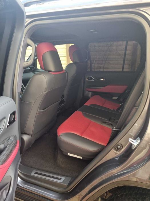 TOYOTA Land Cruiser 300 GR Sport 3.3D