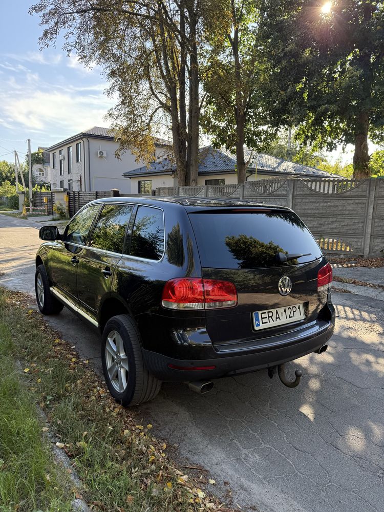 Touareg 2.5 дизель АКПП 4*4 2006 год