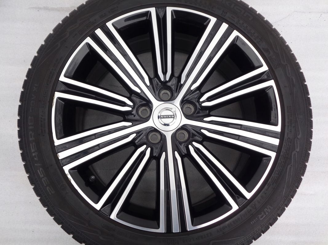 Felgi aluminiowe Volvo V60 S60 V90 S90 8jx18 Et42 5x108 Oryginalne