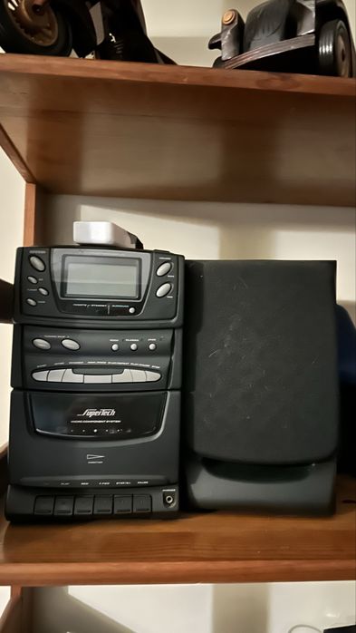 Aparelhagem de som compacta classica Estereo First