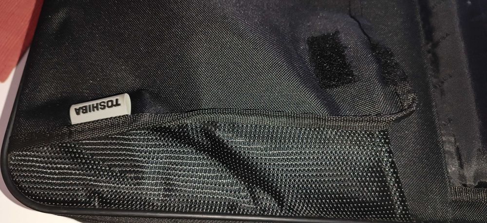 Torba na laptopa marki Toshiba