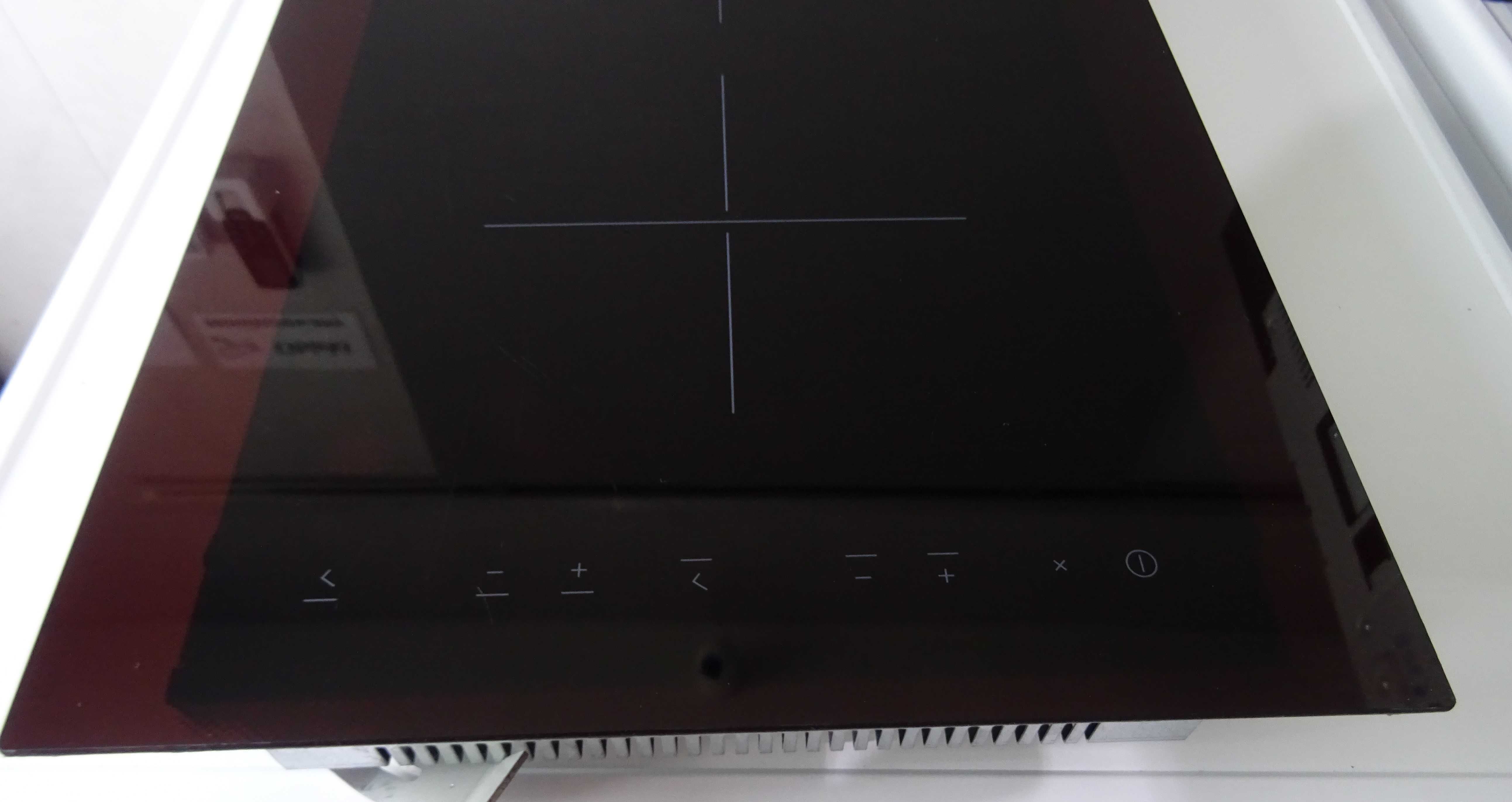 Płyta indukcyjna BORA Ci11-002, szer.34cm, timer