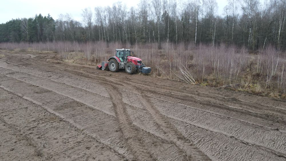 Mulczer wglebny frez wglebny mulczowanie karczowanie samosiejki