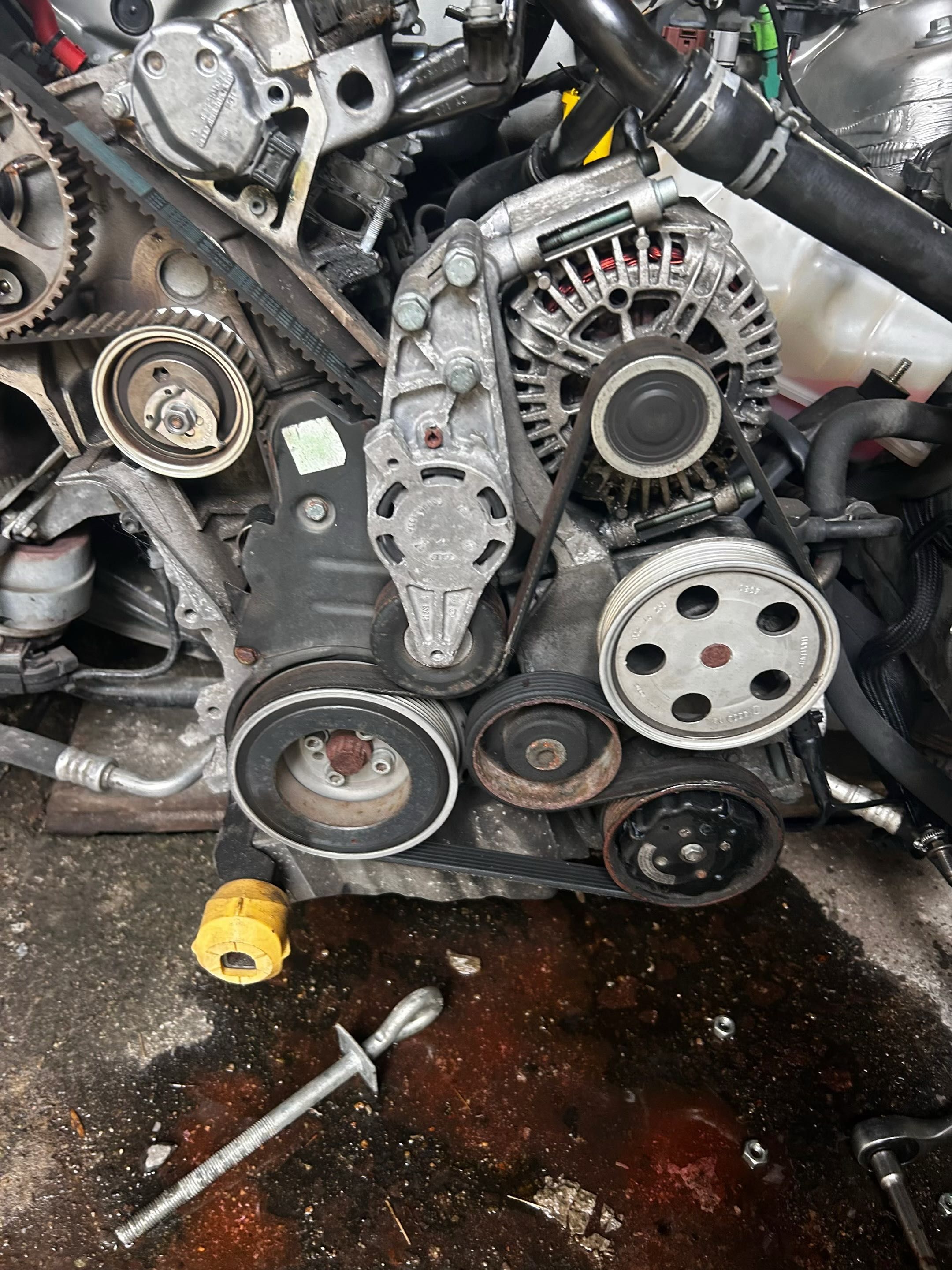 Audi a4 b6 w całości na części