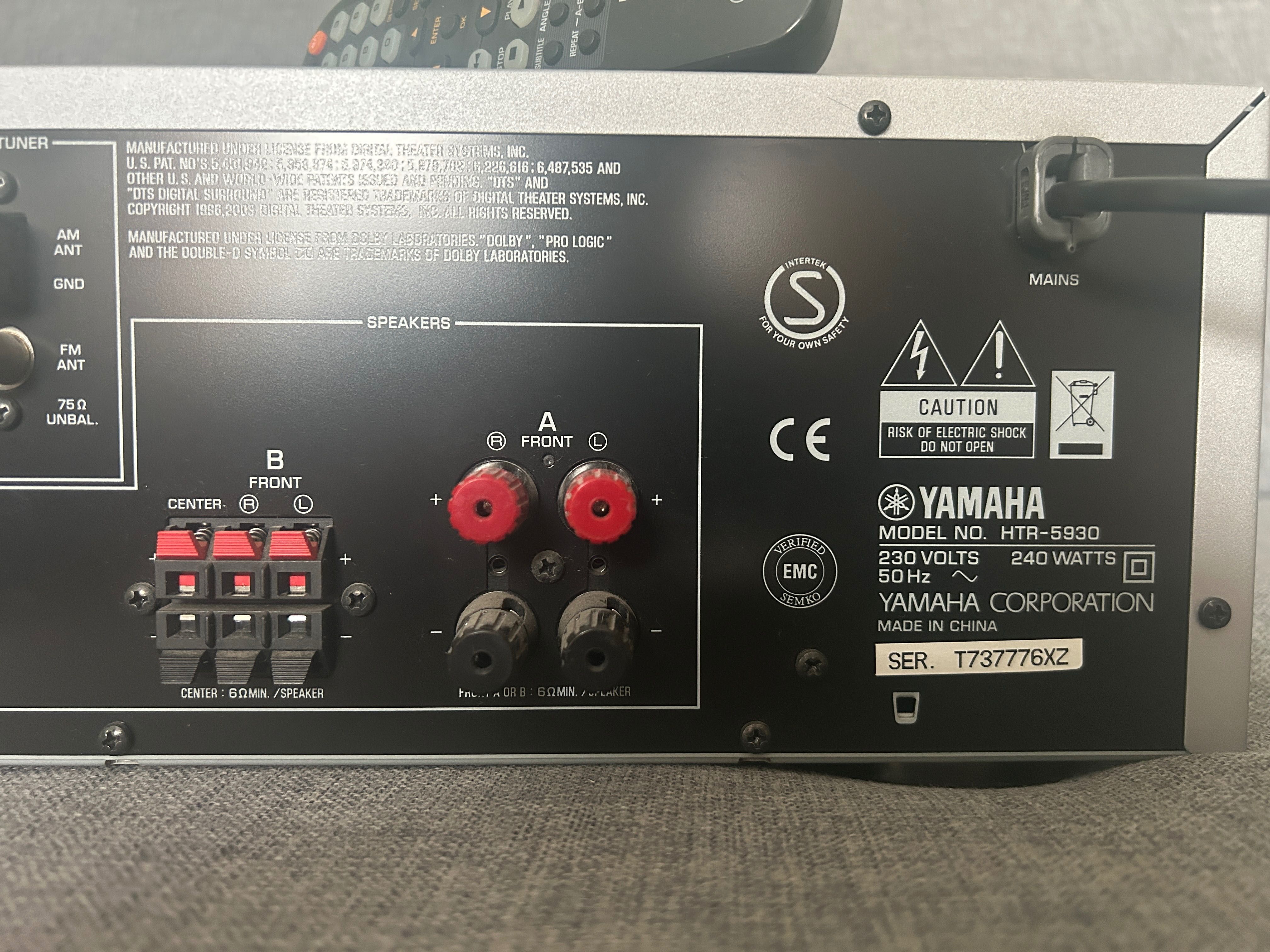 Wzmacniacz Yamaha HTR 5930 + pilot