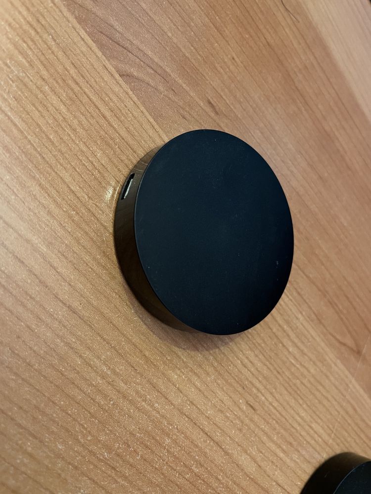 mini Wireless Charger com indicador