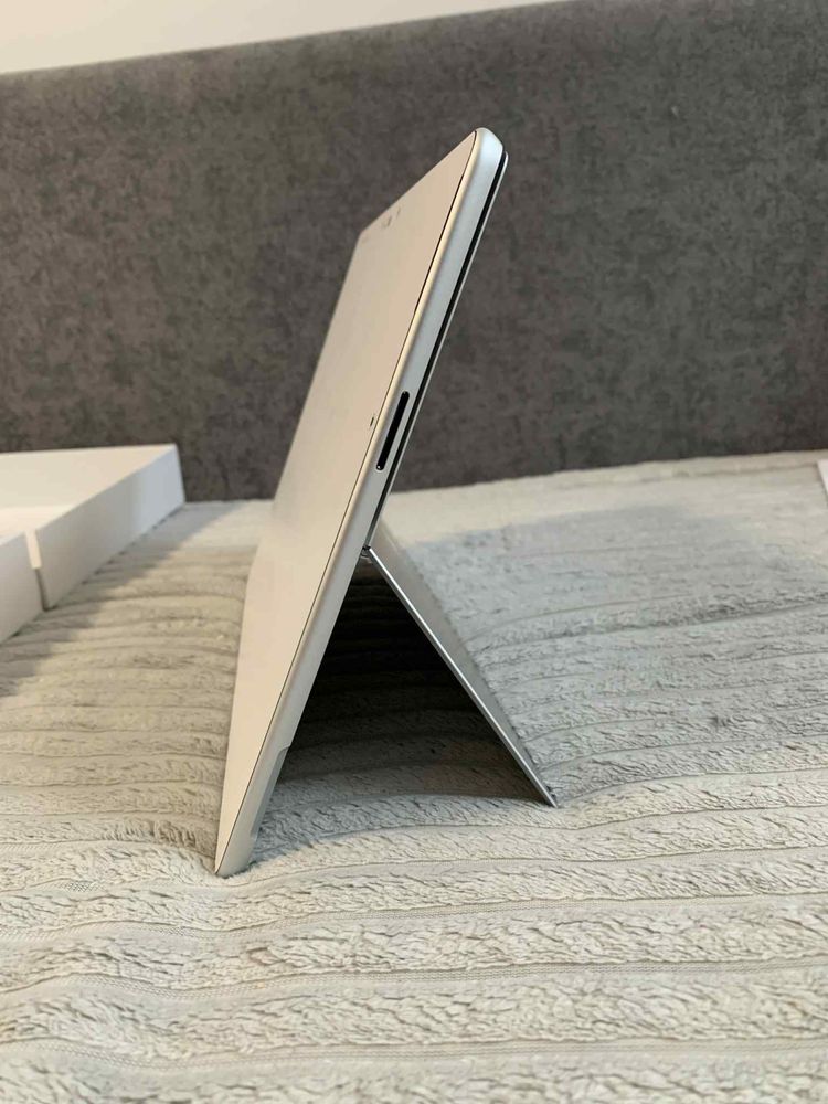 Laptop/Tablet 2w1 MICROSOFT Surface Pro, Copilot AI+ PC, 11 13 OLED