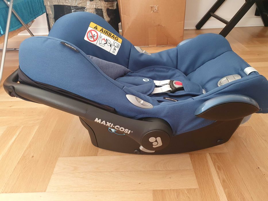 Fotelik Maxi Cosi Cabriofix z baza - NOWY , gwarancja