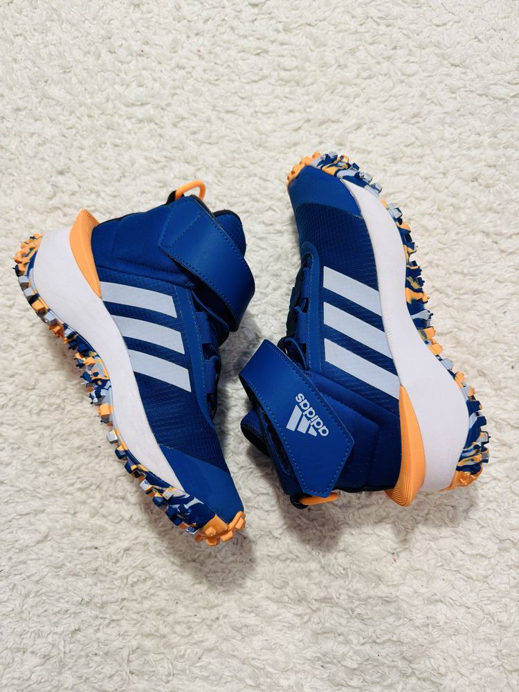 Дитячі черевики adidas