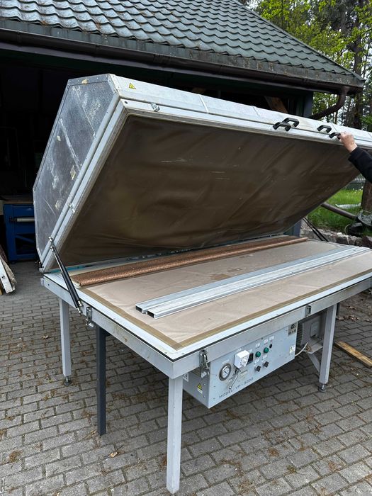 Prasa próżniowa model VPS-300x150 BOX rok produkcji 2012