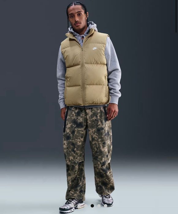 Чоловіча жилетка фірми Nike нова