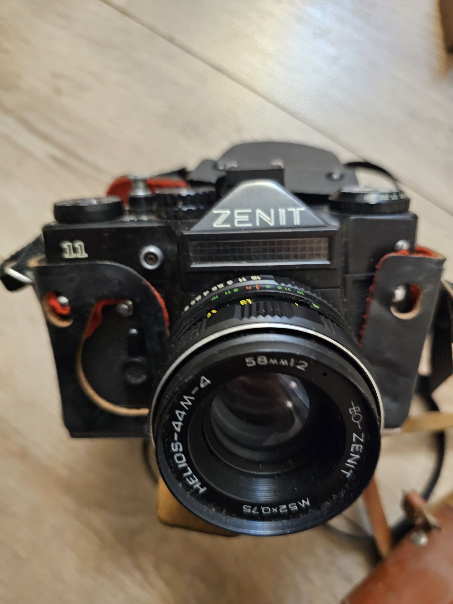 Dwa aparaty Zenit 11  i F30 5B zamie cena za oba