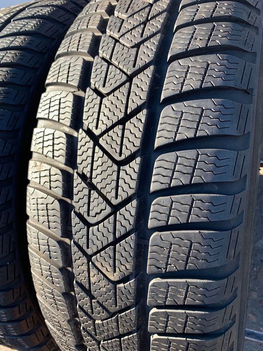 Шини 205/60 R16 Pirelli пара зима 2022 рік,6,5 мм