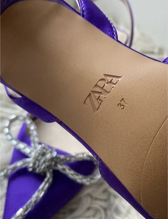 Туфлі зара Zara човники лодочки каблук рюмка