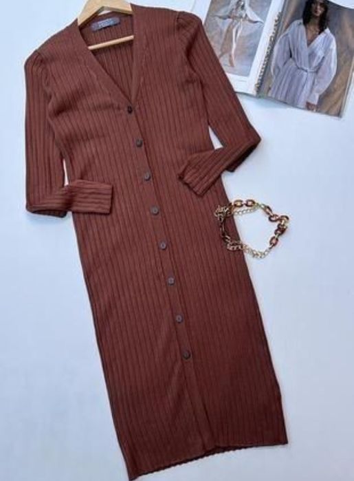 шоколадна в'язана сукня. Плаття. Платье.