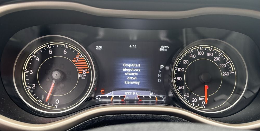 Jeep cherokee kl radio polski parzyste fale mgla kierunki kluczyki