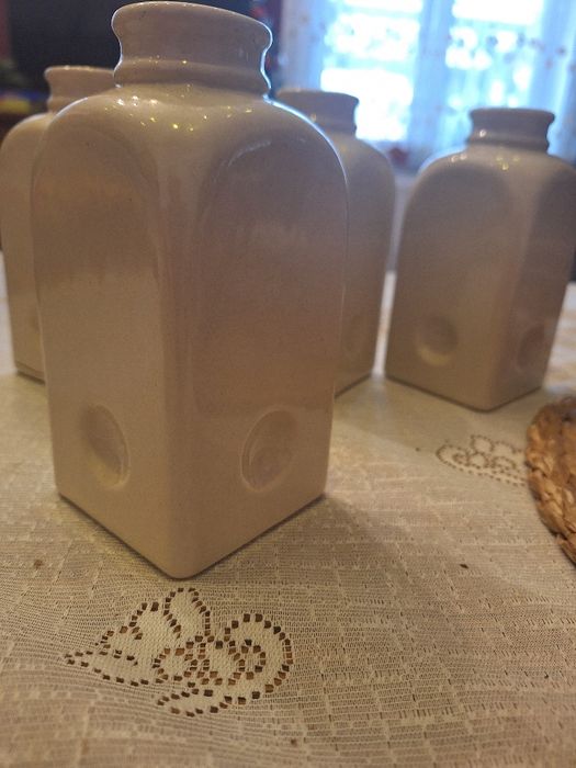 Kpl.wazonikow ceramicznych 7 szt - 59 zl