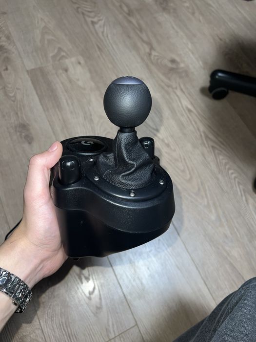 НОВА ігрова коробка передач logitech driving force shifter