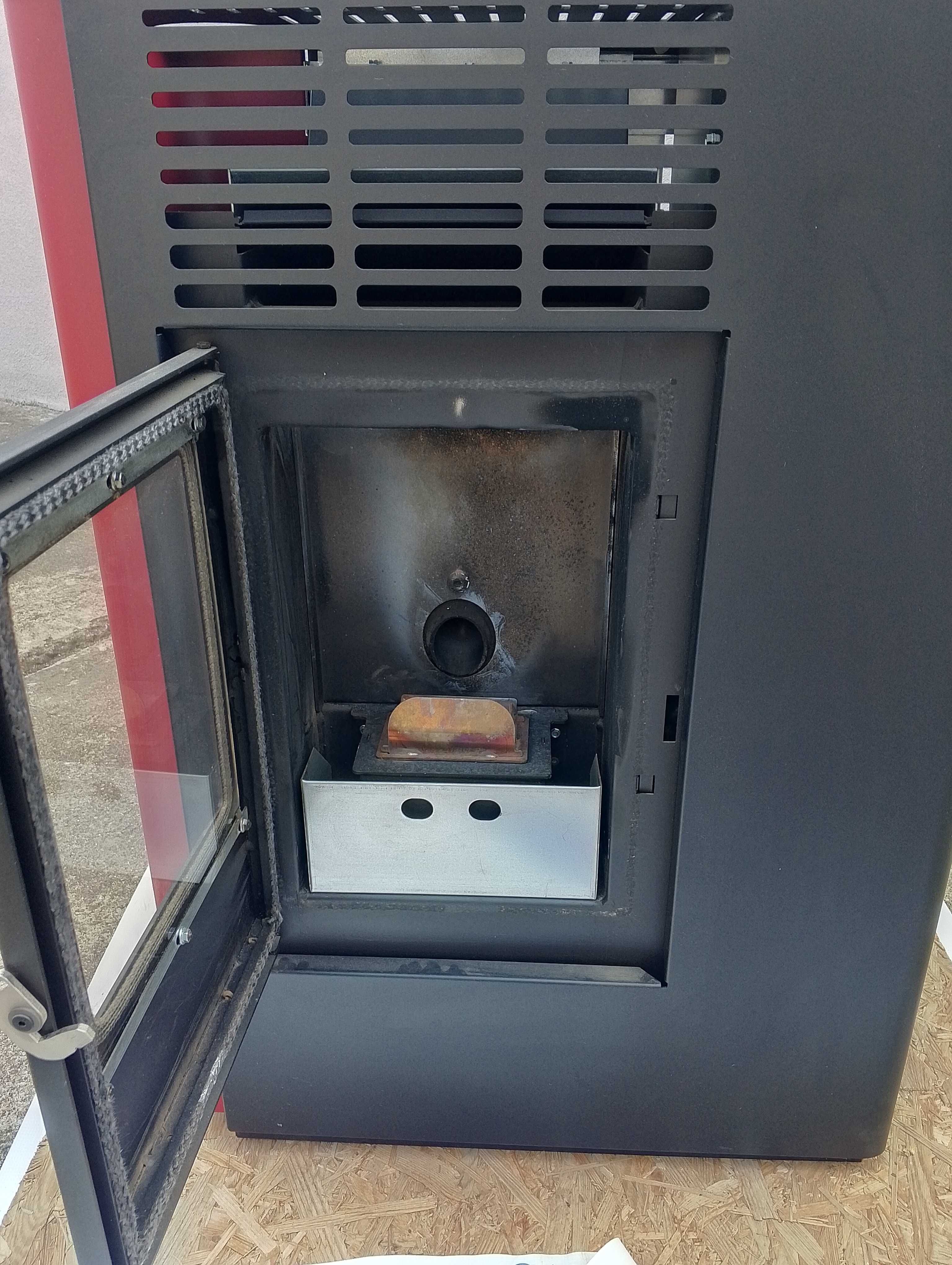 Piec-kominek na pellet Nella new 9kw 3 nadmuchy